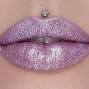 Jeffree Star Metallic Lavender Lipstick - Royal Armor- Shimmery Lilac